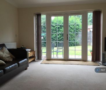 1 bedroom in a house share to rent - Photo 6