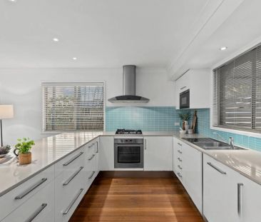 Stylish Lowset Family Home in Prime Mansfield Catchment - Photo 4