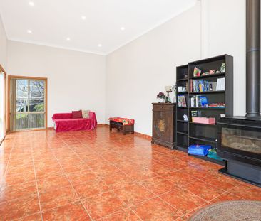 Beautiful Lake Views! - Photo 2