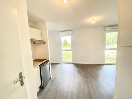 Location Appartement 2 pièces 35m² AUZEVILLE TOLOSANE 31320 - Photo 2