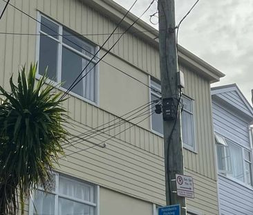 Newtown 4 Bedrooms - Photo 1