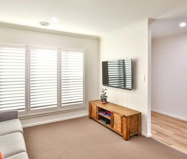 Lifestyle Living with Pool, Caravan Space & Lots of Space - Photo 5