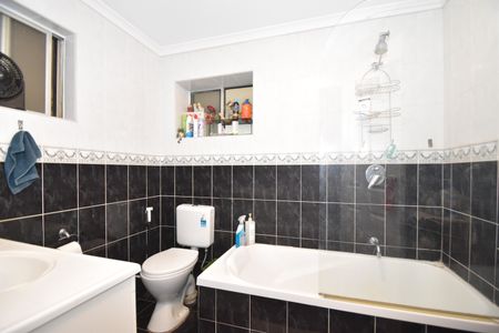 Pool and Garden Service Included in Rent - Photo 3