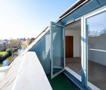 Walnut Tree Close, Guildford, GU1 - Photo 5