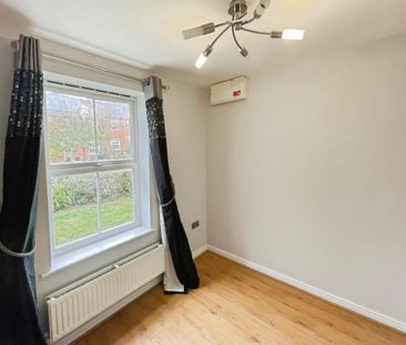 3 bedroom semi-detached house to rent - Photo 6