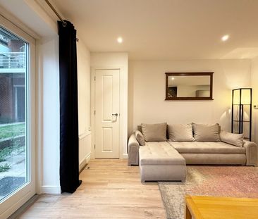 1 Bed Flat, Kingston Road, SW20 - Photo 3