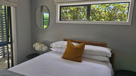 CAMBRIDGE UNIT - ALL EXPENSES INCLUDED IN RENT - Photo 3