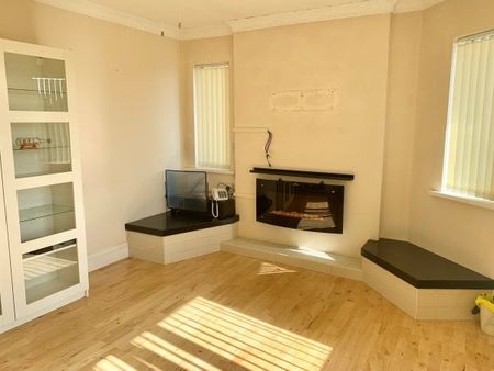 College Street, Nottingham, NG10 - Photo 2