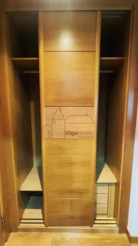 Apartamento de alquiler en García Barbon, 25, Centro - Areal - Photo 2