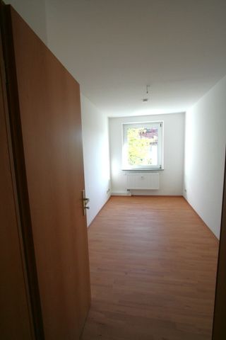 Traumhafte 4-Zimmer-Wohnung mit Balkon und hochwertiger Ausstattung - Foto 5