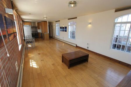 1 bedroom apartment to rent - Photo 2