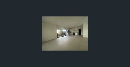 RESIDE IN THE PRIME OF THE OAK HILL ESTATE. - Photo 5