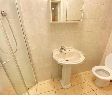 Studio to rent - Photo 6