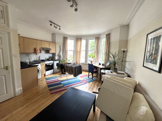 One bedroom flat on the first floor - Photo 1