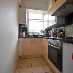 Tottenham Court Road, Fitzrovia, W1T - Photo 3