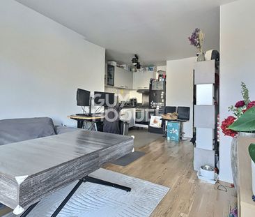 MAISONS ALFORT/2P AVEC PARKING ET GRAND BALCON - Photo 2