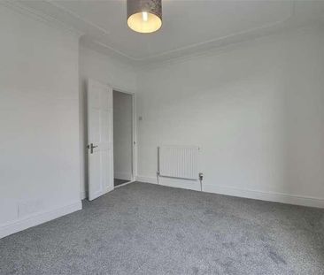 North End Grove, Portsmouth, PO2 - Photo 1