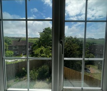 Norwich Close, Brighton - Photo 1