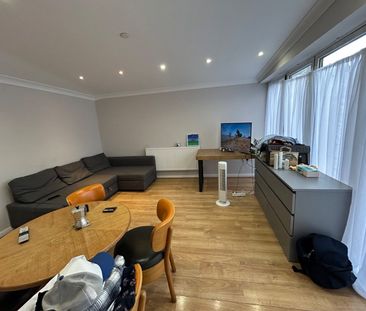 2 Bed Terraced House, Natalie Mews, N22 - Photo 2