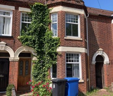 5 bedroom terraced house to rent - Photo 1