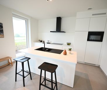 RUIM (125,75m²) 3-slpk-HOEKappartement met OPEN ZICHT op VELDEN! - Photo 4
