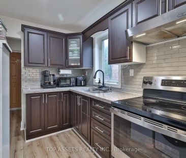 570 Vaughan (Main Floor) Road - Photo 6