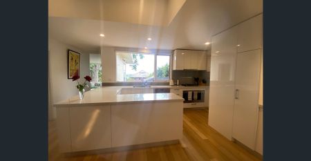 Exceptional 4 bedroom house - Photo 2