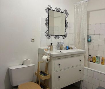 Location Appartement 2 pièces 47m² VAULX EN VELIN 69120 - Photo 4
