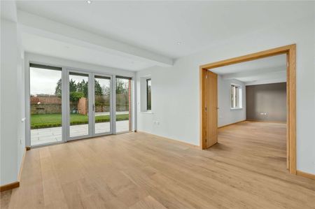 An exceptional newly done four bedroom barn conversion, providing an idyllic countryside setting and spacious and contemporary living accommodation. - Photo 4