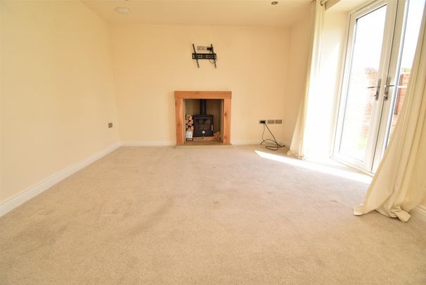 Old Road, Middlestown, Wakefield - Photo 1