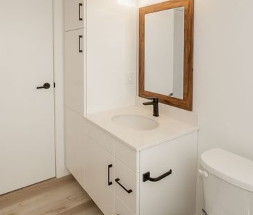 York: Black Accents – 710 Westminster, Winnipeg, MB - Photo 1