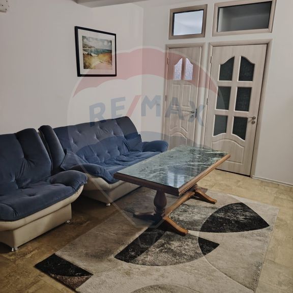 Apartament cu 1 camere de închiriat în zona Ultracentral - Fotografie 1