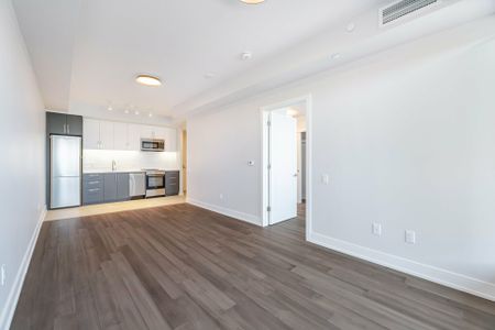 For Lease - 2525 Bathurst Street Unit# 810, Toronto, Ontario - Photo 3