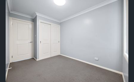 Premium Family Home in Sought-After Campbelltown - 10 Bairin Street - Photo 3