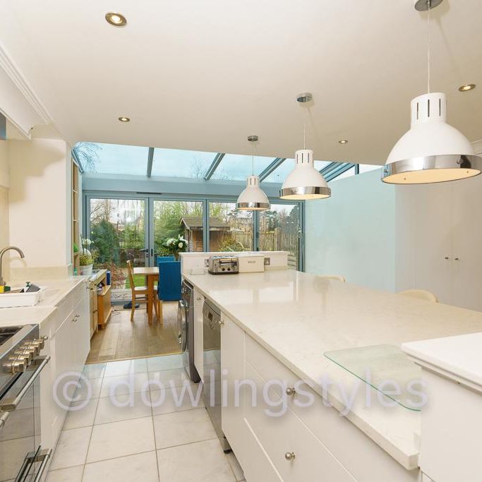 3 bedroom terraced house to rent - Photo 1