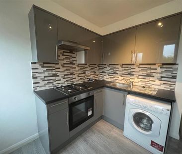 2 bedroom apartment to rent - Photo 6