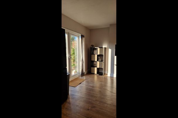 4 Bed Semi-Detached House, Beeston Road, NG7 - Photo 1