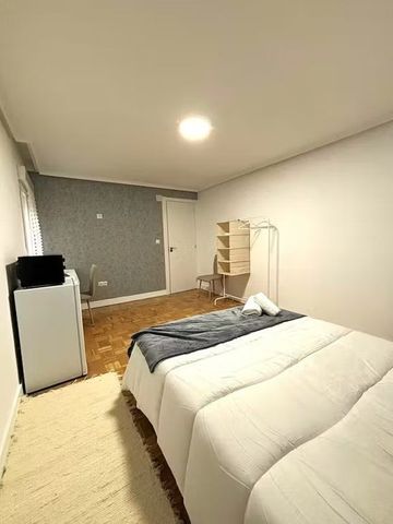 Avenida de Fuenlabrada, Leganés, Community of Madrid 28912 - Photo 5