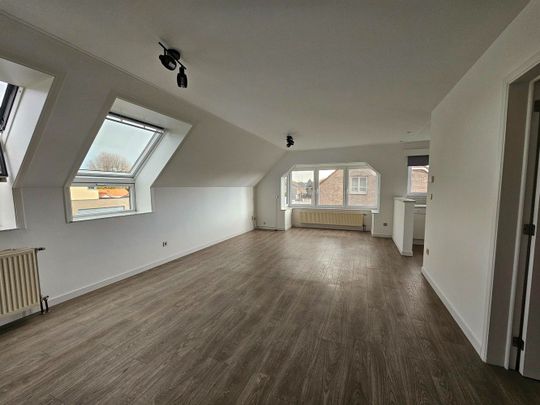 Appartement te huur - Photo 1