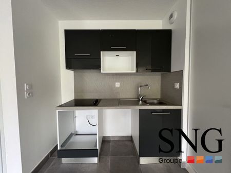 T2 AVEC JARDIN + 2 PARKINGS - Photo 3