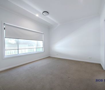 The Perfect Low Maintenance Residence in Central - Photo 2