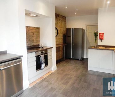 1 bedroom in a house share to rent - Photo 4