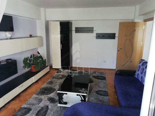 Apartament 3 camere în zona P-TA CIPARIU - Photo 1