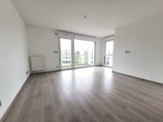Location Appartement 2 pièces 45m² WAMBRECHIES 59118 - Photo 1