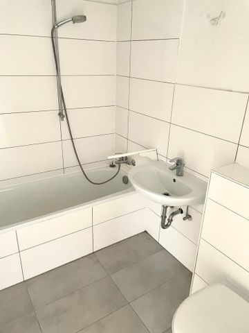 Mit Aufzug! Toller Ausblick vom Obsthof aus! Helle 2-Zimmer-Wohnung in Menden Am Obsthof - Foto 5