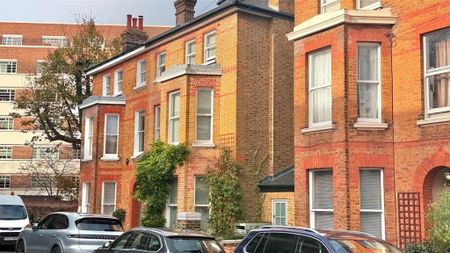 6 bedroom semi-detached house to rent - Photo 3