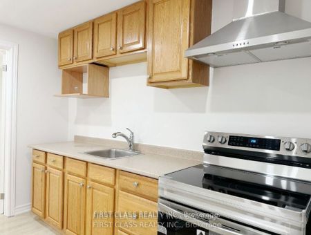 For Lease - 338 Rhodes Avenue Unit# Basemen, Toronto, Ontario - Photo 2