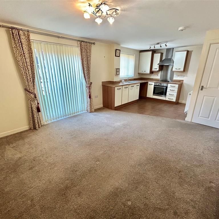 Wessex Drive, Nottingham, Giltbrook - Photo 1