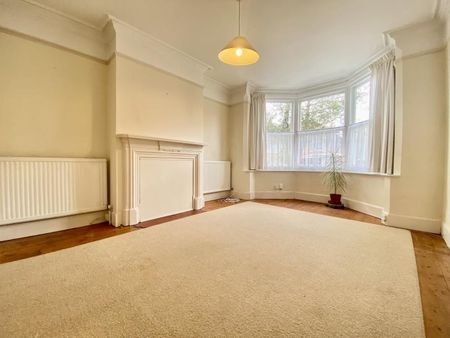 7 Heatherley Road, Camberley - 1 bedroomProperty for lettings - Seymours - Photo 5