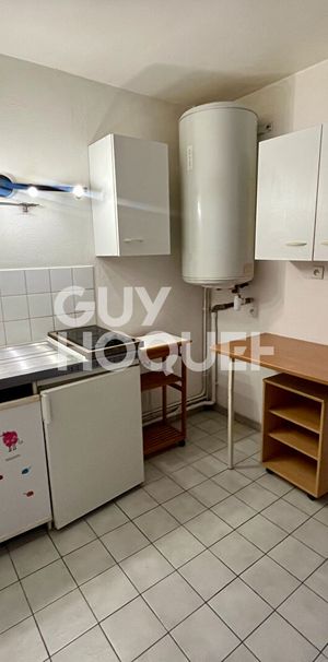 LOCATION : appartement 1 pièce (35 m²) à CALAIS - Photo 1